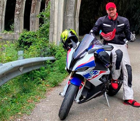 Костомарову проведут повторную ампутацию