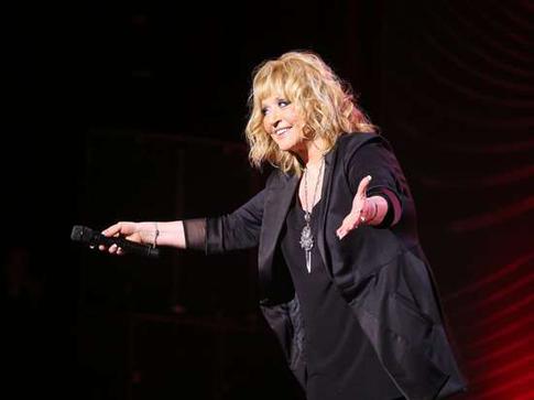 Бедрос Киркоров заявил, что Пугачева уехала в Израиль на лечение: «Информация засекречена»