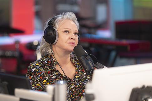 «Фаина Георгиевна, надо что-то делать»: Елена Валюшкина обратилась к Раневской