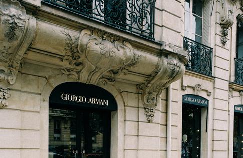 Lancome, Giorgio Armani и Yves Saint Laurent будут поставлять по параллельному импорту