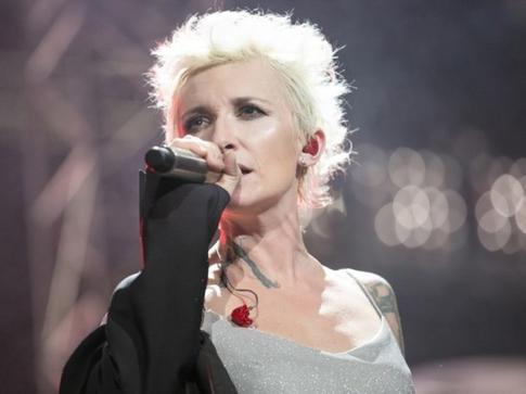 Арбенина прокомментировала отмену концертов и требование проверить ее на дискредитацию ВС РФ