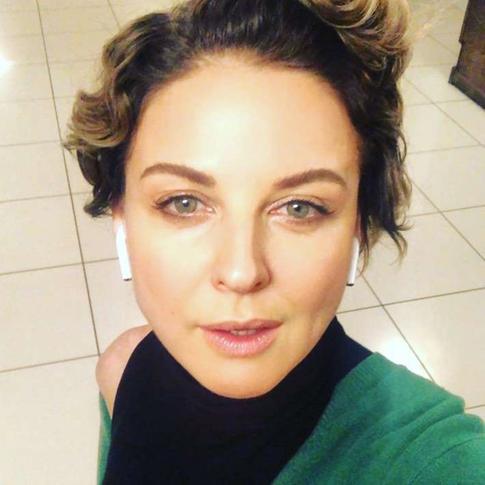 Наталия Власова потеряла сознание во время концерта