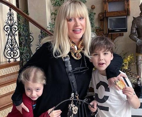 Пугачева поделилась новым видео с сыном и дочкой: «Куда уходит детство? Оказывается, в Израиль»