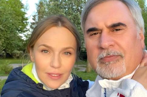 Журналисты атаковали Меладзе и Джанабаеву в Куршевеле: «Выруби! Я просто хочу поговорить»