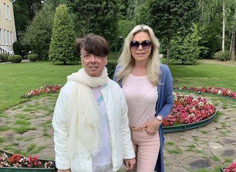 Интроверт, однолюб, легенда мира моды: как жил Валентин Юдашкин