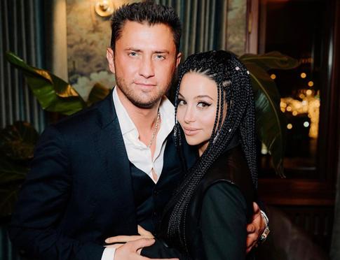 Брутян показала семейный вечер с Прилучным