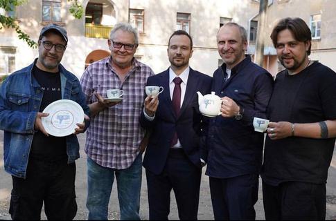 «Я просто вжился в роль»: Алексей Чадов пошутил, что станет политиком