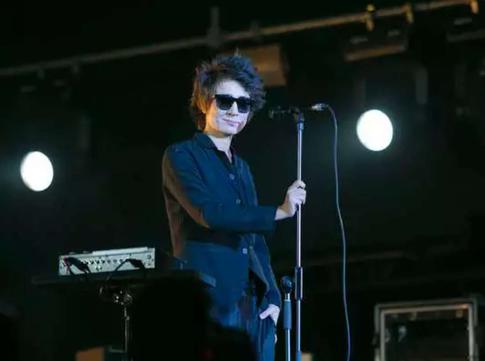 Суд отклонил иск Земфиры* с требованием снять статус иноагента