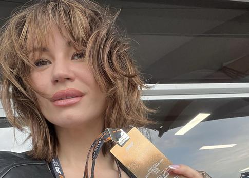 Ида Галич поразила откровенными танцами