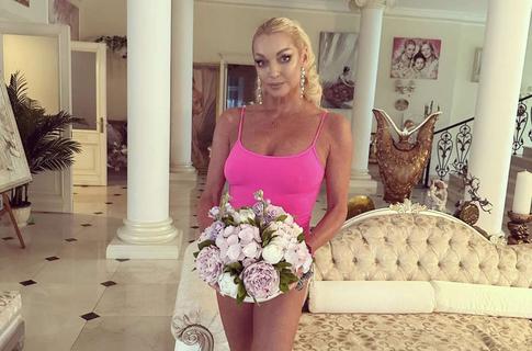 Пользователи Сети осудили Волочкову: «Зачем лысиной-то трясти»