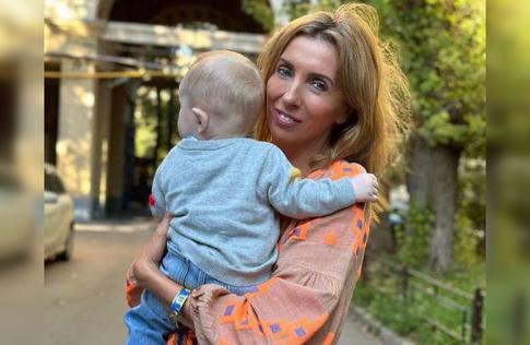 Кадры недели: бывшая жена Урганта пришла на кинопремьеру, появились свежие снимки сына Бондарчук