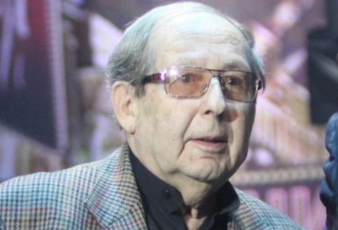 Умер автор песни «Стоят девчонки» Александр Колкер