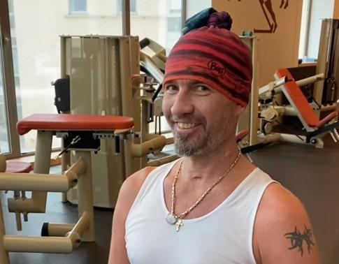 Костомаров похвастался достижениями дочери в спорте: «У папы точно нет шансов»