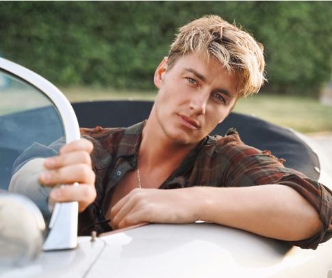 Алексей Воробьев: «Умею искренне любить, без памяти влюбляться»