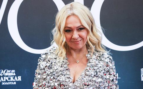 «Годы берут свое»: Рудковская задумалась о пластике лица