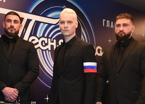 «Мощный вокал»: Зарубина объяснила, почему SHAMAN не может влиться в тусовку