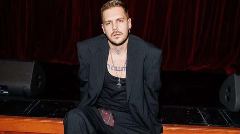 Жена Милоша Биковича впервые показала новорожденного ребенка