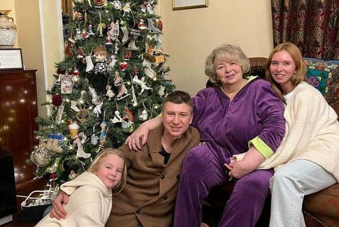 Ягудин навестил больную Тарасову