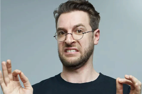 «Я был не нужен никому!»: женившийся комик Бебуришвили устал от навязчивых девушек