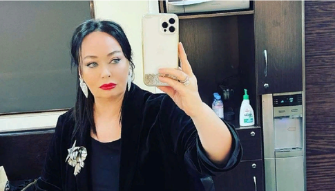 Лариса Гузеева сплясала на Красной площади, но ее не узнали