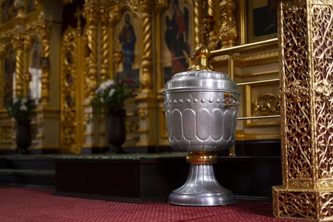 Крещенская вода: где взять, как хранить и использовать