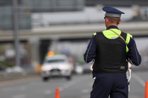 Сына экс-продюсера «Кино» Юрия Айзеншписа оштрафовали за езду без прав