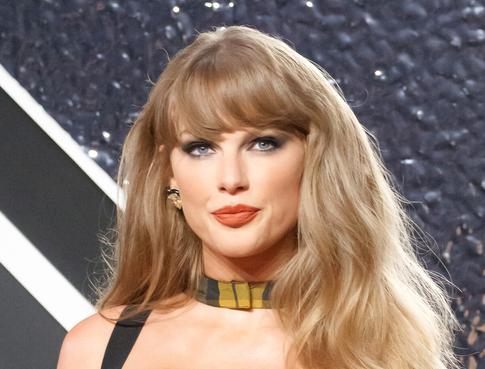 В Сети всплыло видео с Тейлор Свифт, на котором она восхитилась Пи Дидди