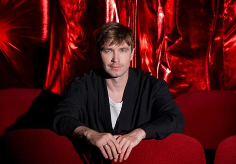 «Я не супермонетизатор»: Александр Петров заявил, что не умеет зарабатывать