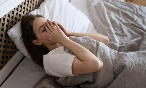 Спазмы, бессонница и другие сигналы, что вашему организму не хватает магния