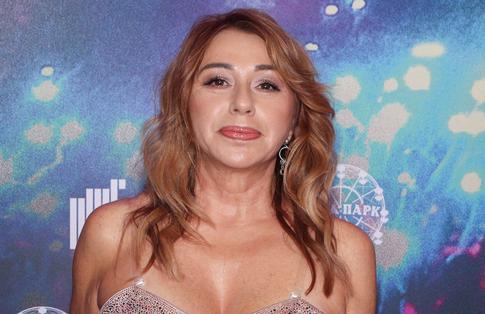 Похудевшая на 15 кг Алена Апина назвала себя «неплохо выглядящей женщиной»