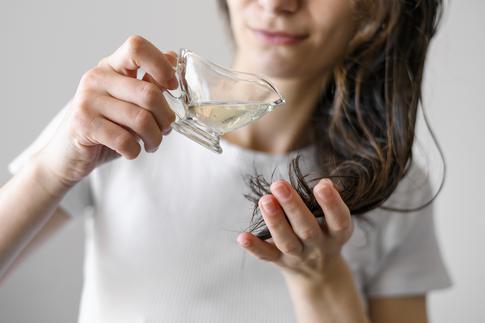 Будут густые и блестящие: рецепты домашних масок для волос