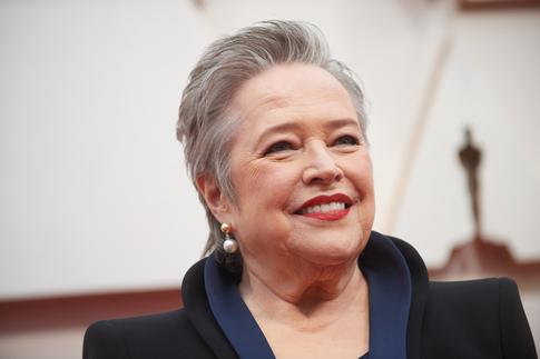 «Нет смысла»: звезда «Титаника» Кэти Бейтс рассказала, почему она не восстановила грудь