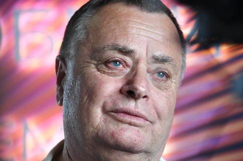 Есть причина: отец Жанны Фриске не будет смотреть сериал с участием внука