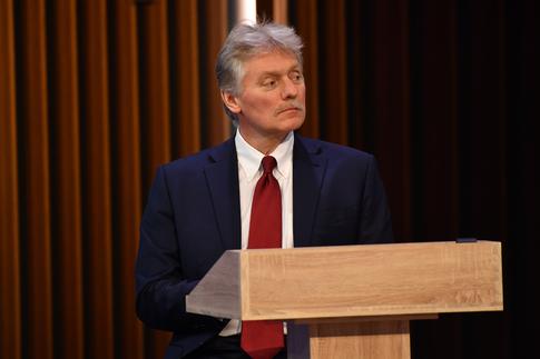 «Искренне поразил этот молодой человек»: Дмитрий Песков — про Влада Бумагу