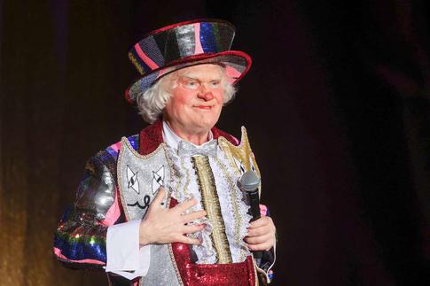 «Всеми силами отговариваю»: состояние Куклачева беспокоит его сына