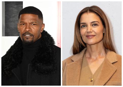 Кэти Холмс впервые вышла в свет после оскорбительного комментария Джейми Фокс