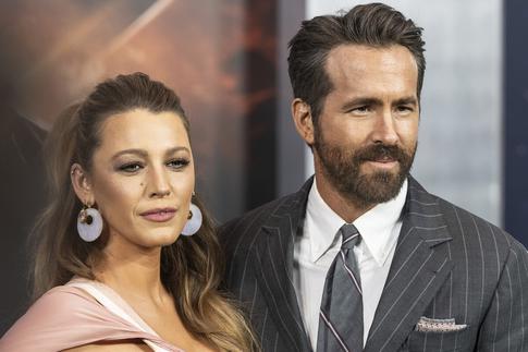 Райан Рейнольдс прервал молчание на фоне скандала с женой, ставшей жертвой харассмента