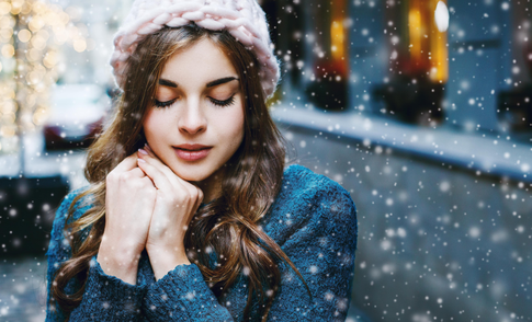 Густые плотные волосы: как укрепить их зимой, 5 советов стилиста