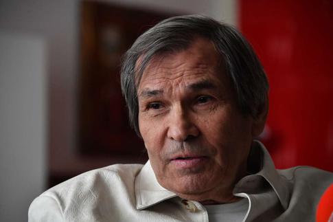 «Нам нужно всем молиться»: близкий друг рассказал о состоянии Алибасова