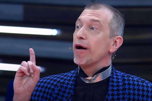 «Им там будет очень хорошо»: Соседов предложил подарить замок Пугачевой детям-сиротам