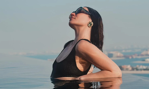 «Один раз сильно захотелось бокал холодного просекко»: Ида Галич поскандалила с поклонниками