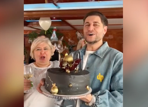 Без Мари, но с ребенком: Дава отметил 31-летие