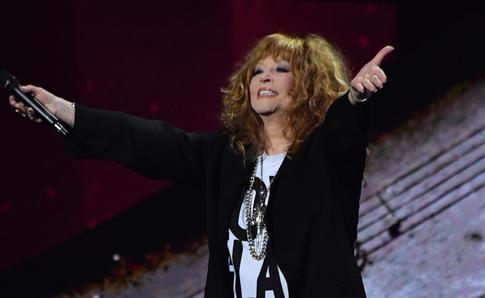 Алла Пугачева выпустила песню к юбилею