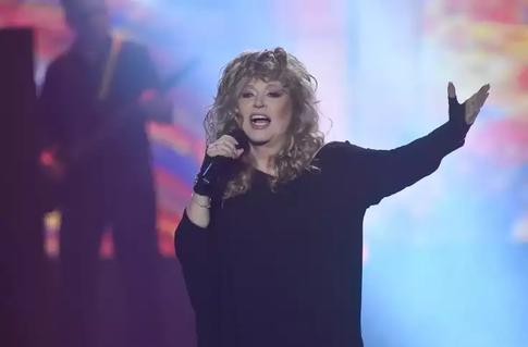 «Алла-Кричалка» и парализованный мальчик: Алла Пугачева отмечает 75-летие