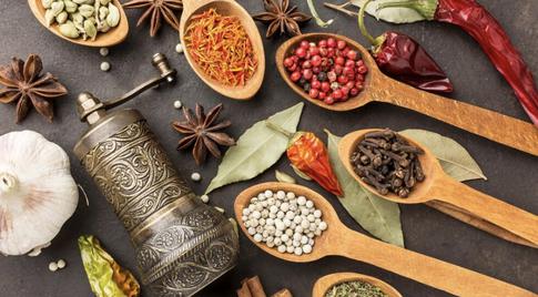 Четыре специи-афродизиаков, которые быстро повысят либидо