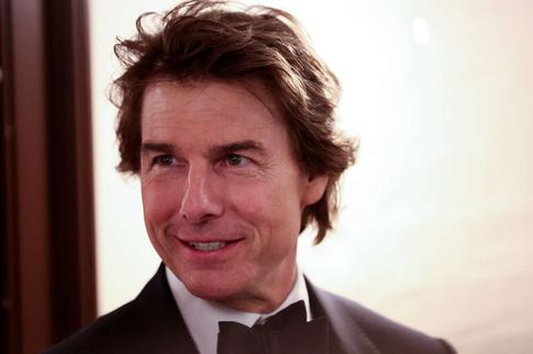 61-летнего Тома Круза заподозрили в пластической операции