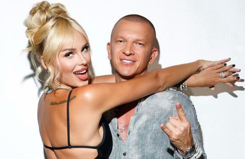 Певица Ханна нежно обратилась к Пашу, обнародовав редкое свадебное фото