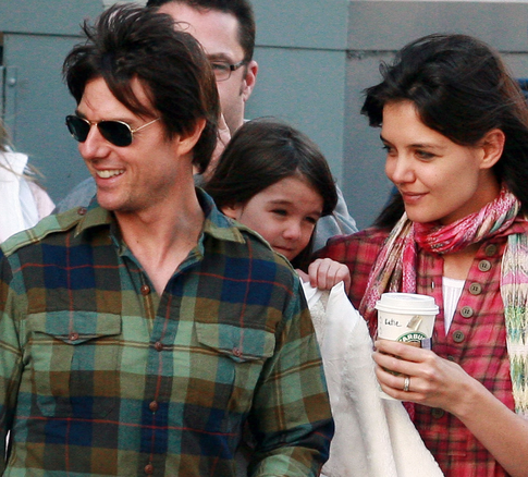 Дочь Тома Круза отказалась от его фамилии