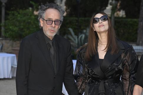 «Через полтора года о них будут говорить все»: астролог дала прогноз отношениям Беллуччи и Бертона