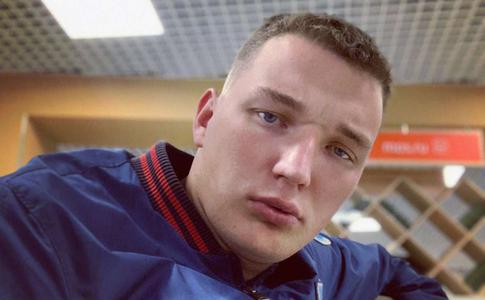 Арестованному пранкеру Эдварду Билу грозит ампутация левой ноги